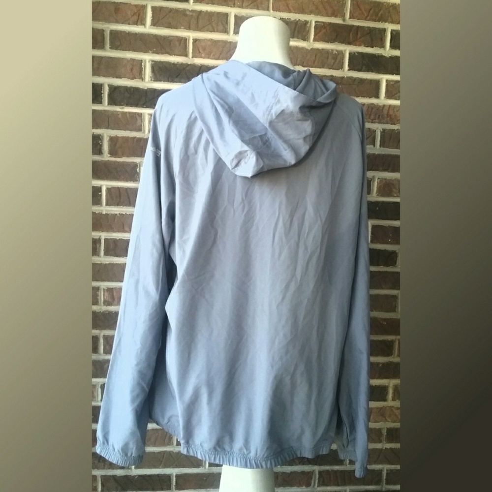 Avalanche Light Weight Jacket - image 3